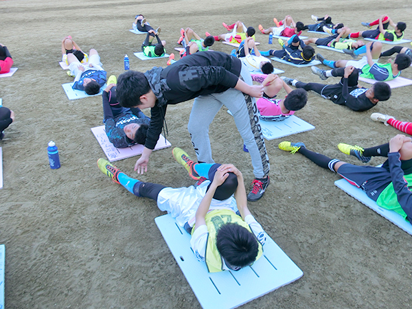 コンディショニング指導の様子