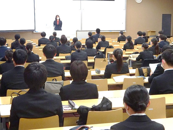 社会人マナー講座の様子